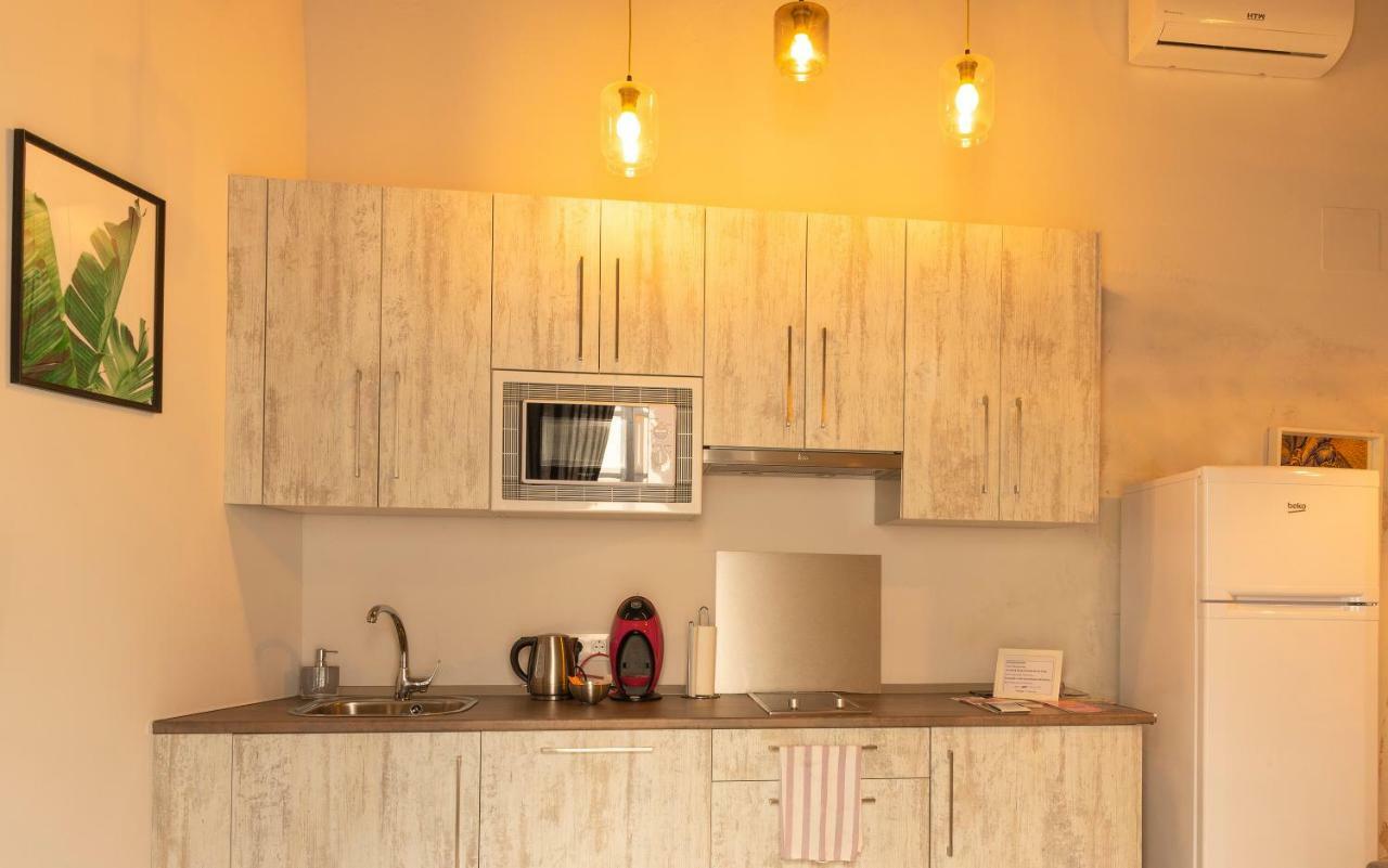 Cdz - Poniente, Intimo Apartamento En El Corazon De Cádiz Exterior foto